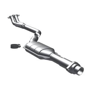 MagnaFlow Exhaust Products Standard Grade Direct-Fit Catalytic Converter 23799