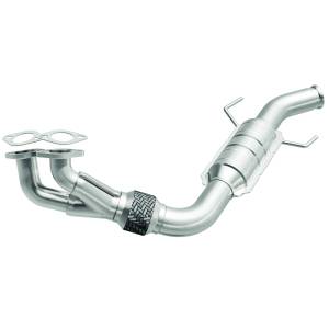 MagnaFlow Exhaust Products HM Grade Direct-Fit Catalytic Converter 23687