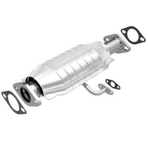 MagnaFlow Exhaust Products Standard Grade Direct-Fit Catalytic Converter 23688