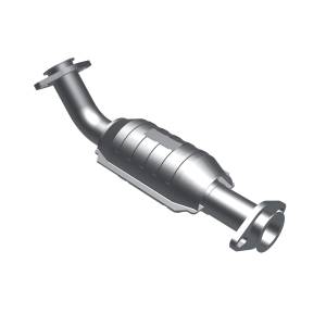 MagnaFlow Exhaust Products Standard Grade Direct-Fit Catalytic Converter 23690