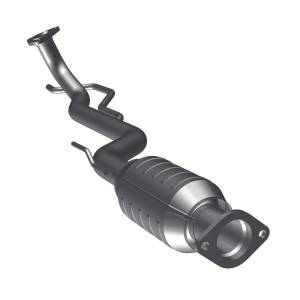 MagnaFlow Exhaust Products HM Grade Direct-Fit Catalytic Converter 23741