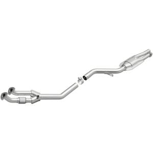 MagnaFlow Exhaust Products Standard Grade Direct-Fit Catalytic Converter 23807