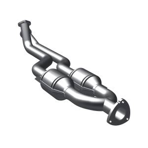 MagnaFlow Exhaust Products HM Grade Direct-Fit Catalytic Converter 23849