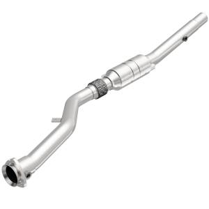 MagnaFlow Exhaust Products HM Grade Direct-Fit Catalytic Converter 24026