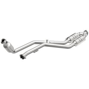 MagnaFlow Exhaust Products HM Grade Direct-Fit Catalytic Converter 24044