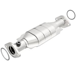 MagnaFlow Exhaust Products California Direct-Fit Catalytic Converter 441024