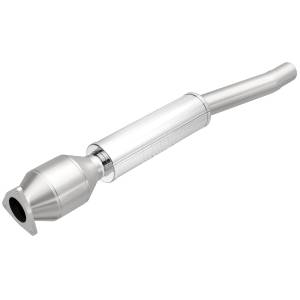 MagnaFlow Exhaust Products California Direct-Fit Catalytic Converter 441027