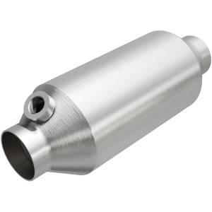 MagnaFlow Exhaust Products California Universal Catalytic Converter - 2.25in. 4481335