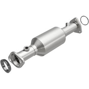 MagnaFlow Exhaust Products California Direct-Fit Catalytic Converter 4481639