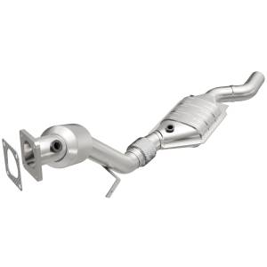 MagnaFlow Exhaust Products OEM Grade Direct-Fit Catalytic Converter 49914