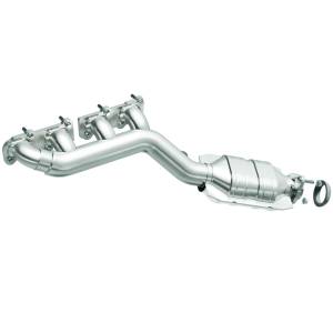 MagnaFlow Exhaust Products OEM Grade Manifold Catalytic Converter 51070