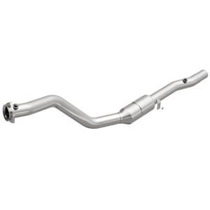 MagnaFlow Exhaust Products OEM Grade Direct-Fit Catalytic Converter 51086