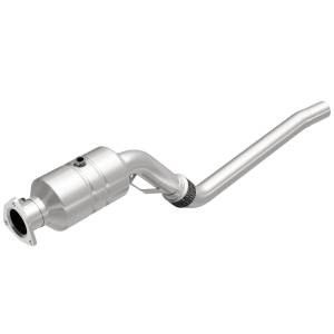 MagnaFlow Exhaust Products OEM Grade Direct-Fit Catalytic Converter 51115