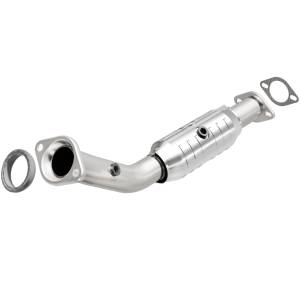 MagnaFlow Exhaust Products OEM Grade Direct-Fit Catalytic Converter 51120