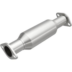 MagnaFlow Exhaust Products OEM Grade Direct-Fit Catalytic Converter 51399