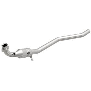 MagnaFlow Exhaust Products OEM Grade Direct-Fit Catalytic Converter 51717