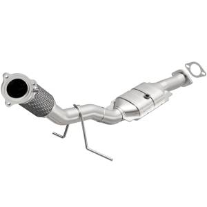 MagnaFlow Exhaust Products OEM Grade Direct-Fit Catalytic Converter 51477