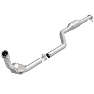 MagnaFlow Exhaust Products OEM Grade Direct-Fit Catalytic Converter 51652