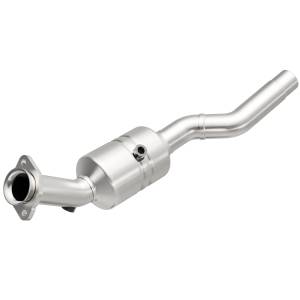 MagnaFlow Exhaust Products OEM Grade Direct-Fit Catalytic Converter 51948