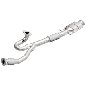 MagnaFlow Exhaust Products OEM Grade Direct-Fit Catalytic Converter 52000