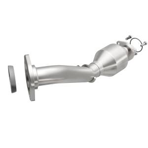 MagnaFlow Exhaust Products OEM Grade Direct-Fit Catalytic Converter 52031