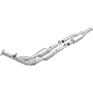 MagnaFlow Exhaust Products California Direct-Fit Catalytic Converter 5461873
