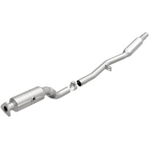 MagnaFlow Exhaust Products California Direct-Fit Catalytic Converter 5461133