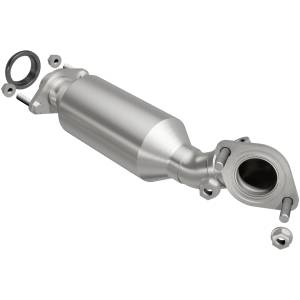 MagnaFlow Exhaust Products California Direct-Fit Catalytic Converter 5461617