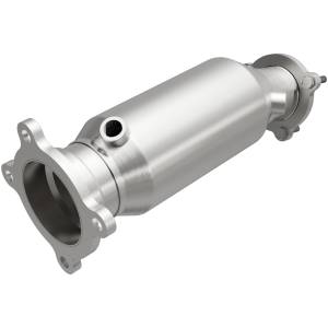 MagnaFlow Exhaust Products California Direct-Fit Catalytic Converter 5561292