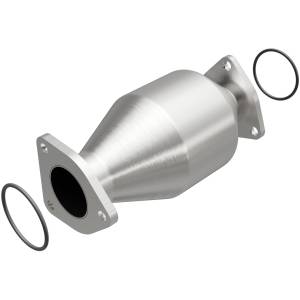 MagnaFlow Exhaust Products California Direct-Fit Catalytic Converter 5571683