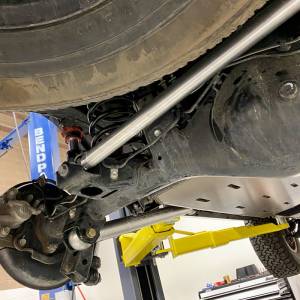 Artec Industries Jeep Axle Trusses & Fabrication Parts | 1350 Of - Artec 4Runner 5G Aluminum Rear Link Kit with Track Bar - LK7401 - Image 3