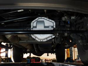aFe Power Performance Parts & Installation | 1350 Offroad - aFe Street Series Rear Differential Cover Raw with Machined Fins Ford F-250/350 23-26 (Dana M235) - 46-71480A - Image 2
