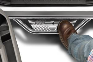 N-Fab Steps, Nerf Bars & Truck Accessories | 1350 Offroad - N-Fab Podium SS 07-13 Chevy-GMC 2500/3500 07-10 1500 Crew Cab - Polished Stainless - 3in - HPC0780CC-SS - Image 2