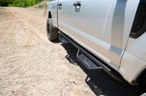 N-Fab Steps, Nerf Bars & Truck Accessories | 1350 Offroad - N-Fab Podium LG 2017 Ford F-250/F-350 Super Duty Crew Cab 6.75ft Bed - Textured Black - Bed Access - 3in - HPF17105CC-6-TX - Image 4