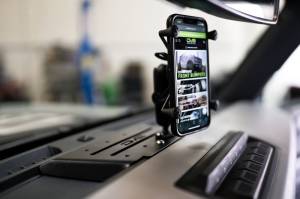 DV8 Offroad Bumpers & Jeep Accessories | 1350 Offroad - DV8 21-23 Ford Bronco Digital Device Dash Mount - DMBR-01 - Image 13