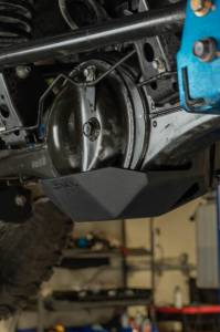 DV8 Offroad Bumpers & Jeep Accessories | 1350 Offroad - DV8 24-26 Toyota Tacoma Rear Differential Skid Plate - SPTT1-11 - Image 4