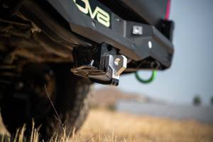 DV8 Offroad Bumpers & Jeep Accessories | 1350 Offroad - DV8 Xtract Hitch Skid Plate - Raw - UNHS-01RW - Image 6