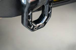 DV8 Offroad Bumpers & Jeep Accessories | 1350 Offroad - DV8 Elite Series D-Ring Shackles - Pair (Black) - UNSK-01BL - Image 18