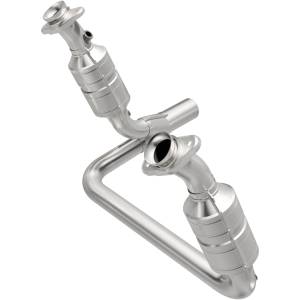 MagnaFlow Exhaust Systems & Installation | 1350 Offroad - MagnaFlow OEM Grade Direct-Fit Catalytic Converter 51770 - Image 1
