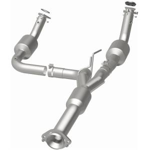 MagnaFlow Exhaust Systems & Installation | 1350 Offroad - MagnaFlow OEM Grade Direct-Fit Catalytic Converter 51812 - Image 3