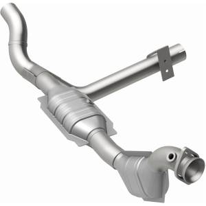 MagnaFlow Exhaust Systems & Installation | 1350 Offroad - MagnaFlow OEM Grade Direct-Fit Catalytic Converter 51839 - Image 2