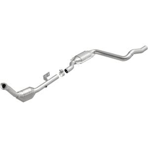 MagnaFlow Exhaust Systems & Installation | 1350 Offroad - MagnaFlow OEM Grade Direct-Fit Catalytic Converter 52116 - Image 1