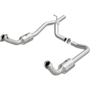 MagnaFlow Exhaust Systems & Installation | 1350 Offroad - MagnaFlow OEM Grade Direct-Fit Catalytic Converter 52153 - Image 1