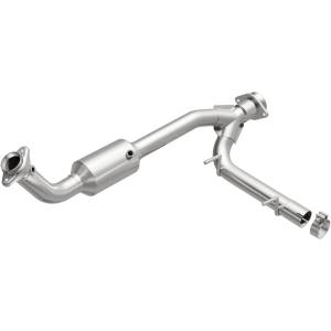 MagnaFlow Exhaust Systems & Installation | 1350 Offroad - MagnaFlow OEM Grade Direct-Fit Catalytic Converter 52508 - Image 1