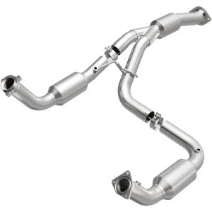 MagnaFlow Exhaust Systems & Installation | 1350 Offroad - MagnaFlow California CARB Direct-Fit Catalytic Converter 5582113 - Image 1