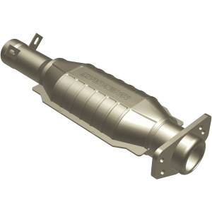 MagnaFlow Exhaust Systems & Installation | 1350 Offroad - MagnaFlow Standard Grade Direct-Fit Catalytic Converter 93486 - Image 1