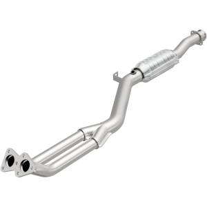 MagnaFlow Exhaust Systems & Installation | 1350 Offroad - MagnaFlow Standard Grade Direct-Fit Catalytic Converter 93684 - Image 1