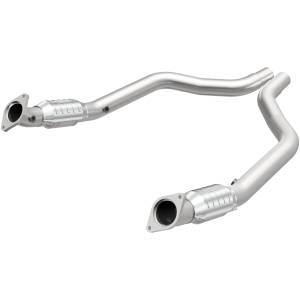 MagnaFlow Exhaust Systems & Installation | 1350 Offroad - MagnaFlow OEM Grade Direct-Fit Catalytic Converter 16420 - Image 1
