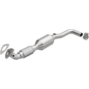 MagnaFlow Exhaust Systems & Installation | 1350 Offroad - MagnaFlow OEM Grade Direct-Fit Catalytic Converter 21-481 - Image 1