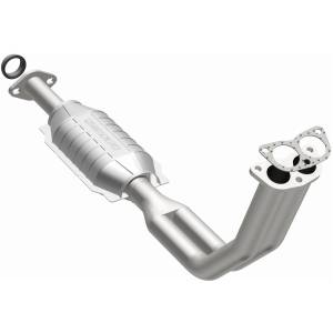 MagnaFlow Exhaust Systems & Installation | 1350 Offroad - MagnaFlow Standard Grade Direct-Fit Catalytic Converter 22618 - Image 2